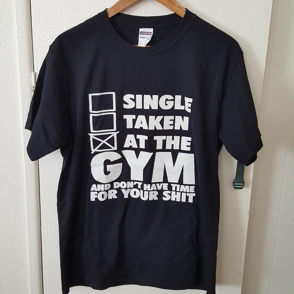 Men's Gym T-shirt. Size M. New without tags